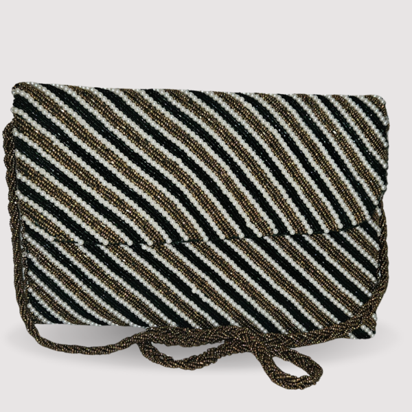 Black seed clutch