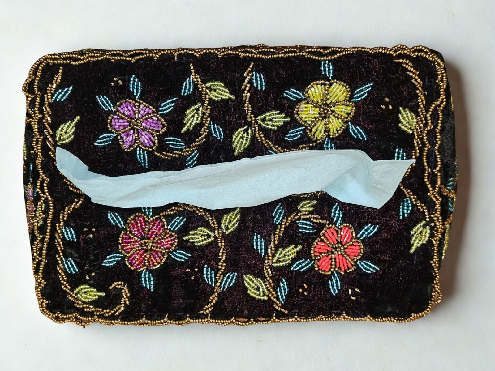 Premium Handcrafted Midnight Bloom – Beaded Tissue Box Cover
